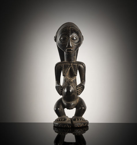 <b>Feine weibliche Figur</b>