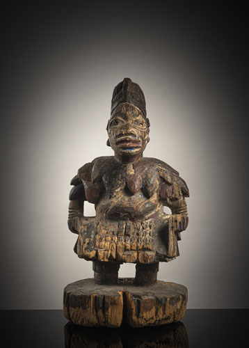 <b>Seltene Altarfigur aus Holz</b>