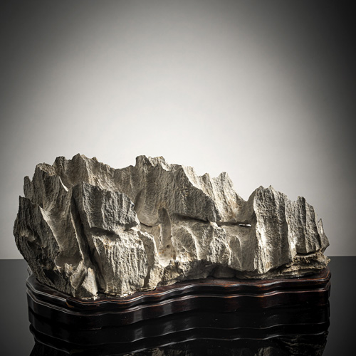 <b>A scholar stone of the 