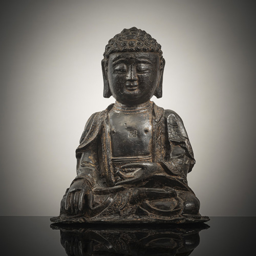 <b>A BRONZE FIGURE OF BUDDHA SHAKYAMUNI</b>