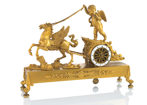 <b>Pendule mit Streitwagen und Amor</b>