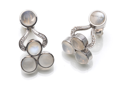 <b>Mondstein Ohrstecker</b>