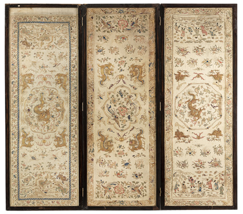 <b>Three-part folding screen with silk embroidery</b> <b>Three-part folding screen with silk embroidery</b>