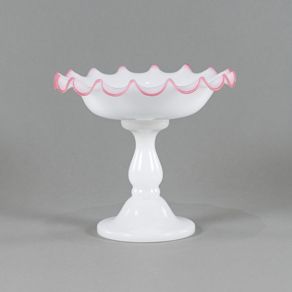 <b>A FOOTED GLASS BOWL</b>