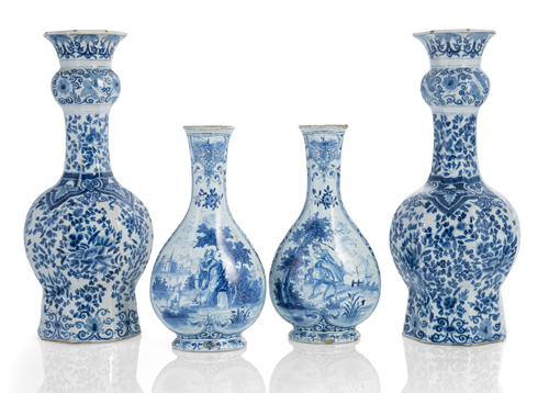 <b>Paar Vasen und Paar Vasen in Form von Pilgerflaschen</b>