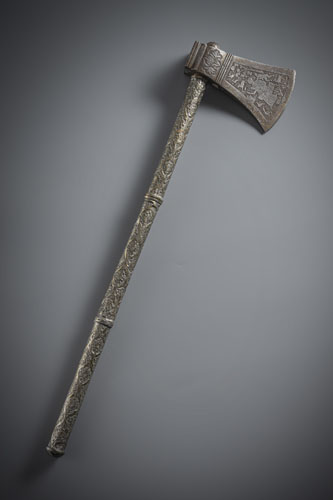 <b>Feine Streitaxt</b>