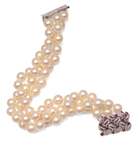<b>Perlarmband mit Weißgold-Schließe</b>
