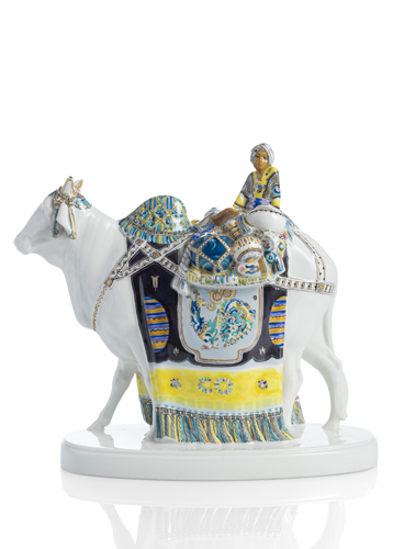 <b>A KPM PORCELAIN FIGURE 