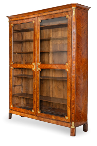 <b>Großer Louis XVI Bücherschrank</b>