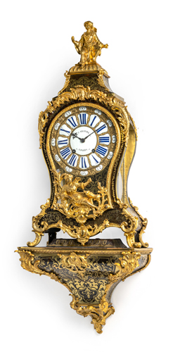 <b>Prunkvolle Louis XV Boulle-Pendule mit Wandkonsole</b>