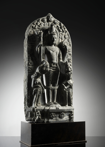 <b>FEINE UND GROSSE STEINSTELE DES VISHNU AUS PHYLITT</b> <b>FEINE UND GROSSE STEINSTELE DES VISHNU AUS PHYLITT</b>