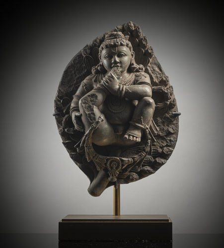 <b>Steinfigur von Krishna</b> <b>Steinfigur von Krishna</b>