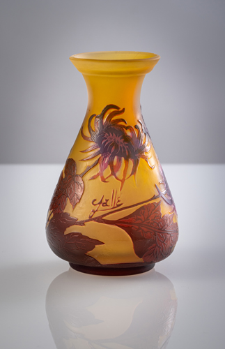 <b>A GALLE VASE WITH CHRYSANTHENUM</b> <b>A GALLE VASE WITH CHRYSANTHENUM</b>