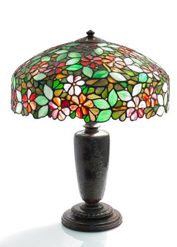 <b>AN AMERICAN ART NOUVEAU THREE LIGHT GLASS AND BRONZE TABLE LAMP</b> <b>AN AMERICAN ART NOUVEAU THREE LIGHT GLASS AND BRONZE TABLE LAMP</b>