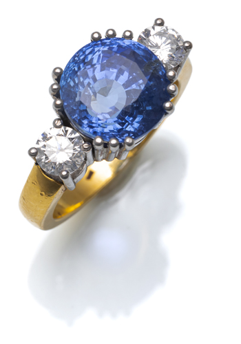<b>Saphir Brillant Ring</b>