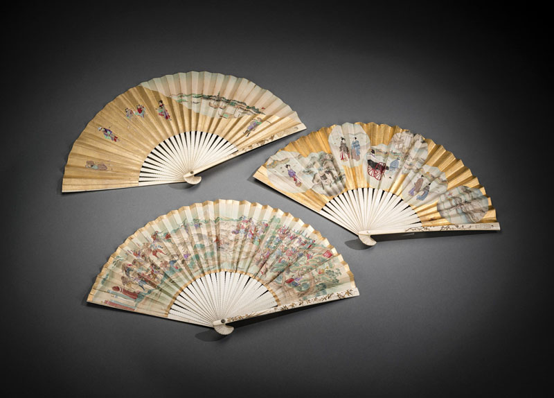 <b>THREE PAPER FANS COMPOSED WITH IVORY STICKS DECORATED IN SHIBAYAMA STYLE</b>