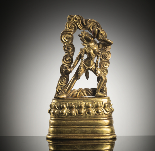 <b>FEUERVERGOLDETE BRONZE DER SARVABUDDHADAKINI</b> <b>FEUERVERGOLDETE BRONZE DER SARVABUDDHADAKINI</b>
