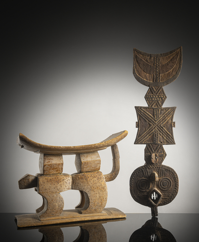 <b>Hocker und Maske</b> <b>Hocker und Maske</b>