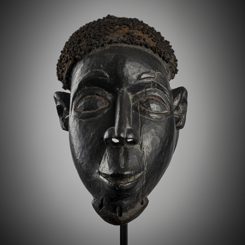 <b>Gesichtsmaske “kam”</b> <b>Gesichtsmaske “kam”</b>
