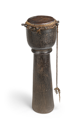 <b>Große Trommel “Djembe” aus Holz</b> <b>Große Trommel “Djembe” aus Holz</b>
