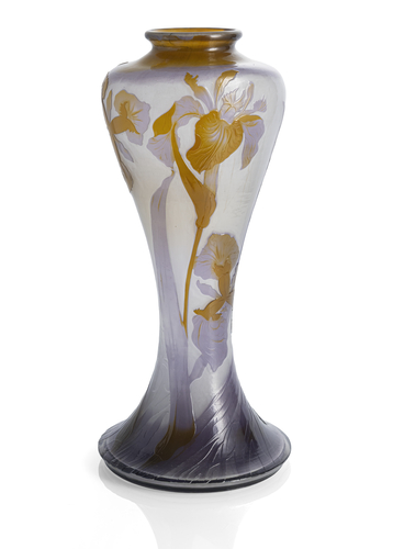 <b>Große Vase mit Schwertlilien</b> <b>Große Vase mit Schwertlilien</b>