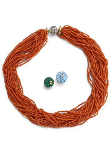 <b>Korallencollier mit drei Wechselschließen</b> <b>Korallencollier mit drei Wechselschließen</b>
