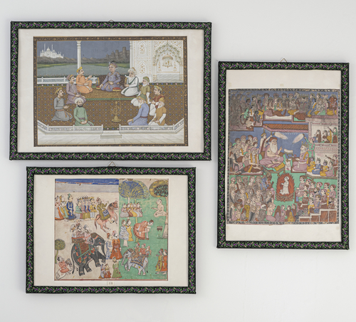 <b>Gruppe von drei Miniaturen/ Zeichnungen, u.a, Palastszenen, unter Glas gerahmt</b> <b>Gruppe von drei Miniaturen/ Zeichnungen, u.a, Palastszenen, unter Glas gerahmt</b>