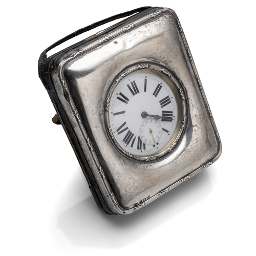 <b>Taschenuhr mit silberbeschlagenem Reiseetui</b> <b>Taschenuhr mit silberbeschlagenem Reiseetui</b>