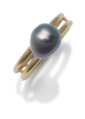 <b>Goldring mit Perle</b> <b>Goldring mit Perle</b>