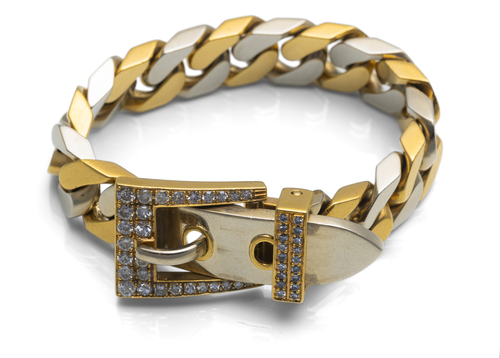 <b>Panzerarmband mit diamantbesetzter Gürtelschnalle</b> <b>Panzerarmband mit diamantbesetzter Gürtelschnalle</b>