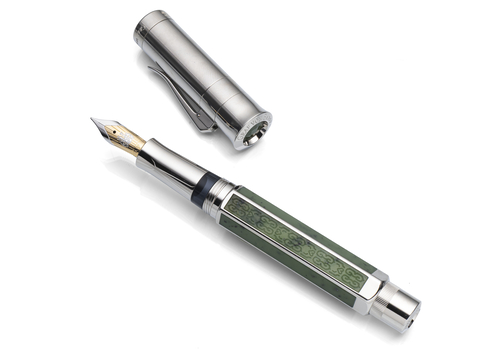 <b>GRAF VON FABER CASTELL „250-jähriges Firmenjubiläum“ Füllfederhalter, Limited Edition</b> <b>GRAF VON FABER CASTELL „250-jähriges Firmenjubiläum“ Füllfederhalter, Limited Edition</b>