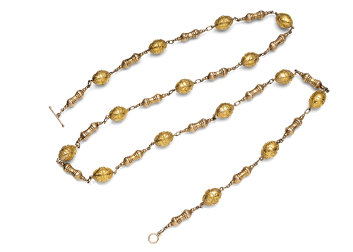 <b>Historische Kugelkette</b> <b>Historische Kugelkette</b>