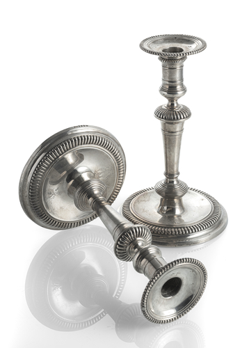 <b>Paar George III Silber Kerzen-Leuchter</b> <b>Paar George III Silber Kerzen-Leuchter</b>