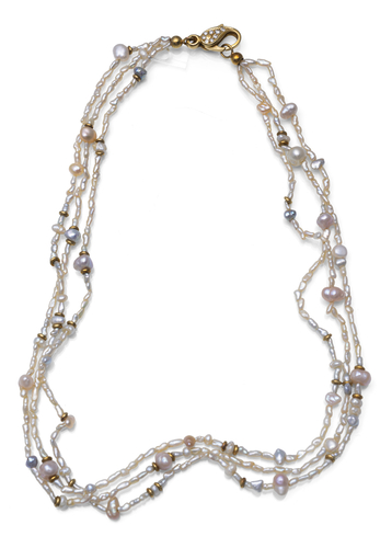 <b>Kleine Perlenkette</b> <b>Kleine Perlenkette</b>