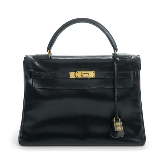 <b>HERMÈS</b> <b>HERMÈS</b>