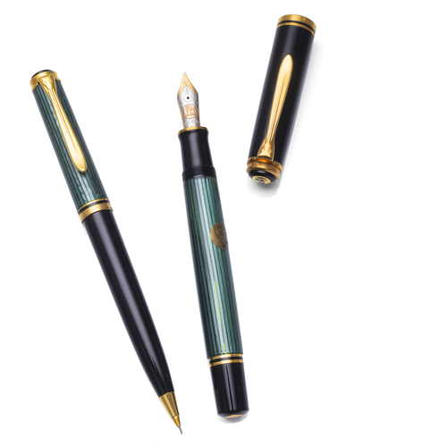 <b>Zwei Pelikan Füller</b> <b>Zwei Pelikan Füller</b>