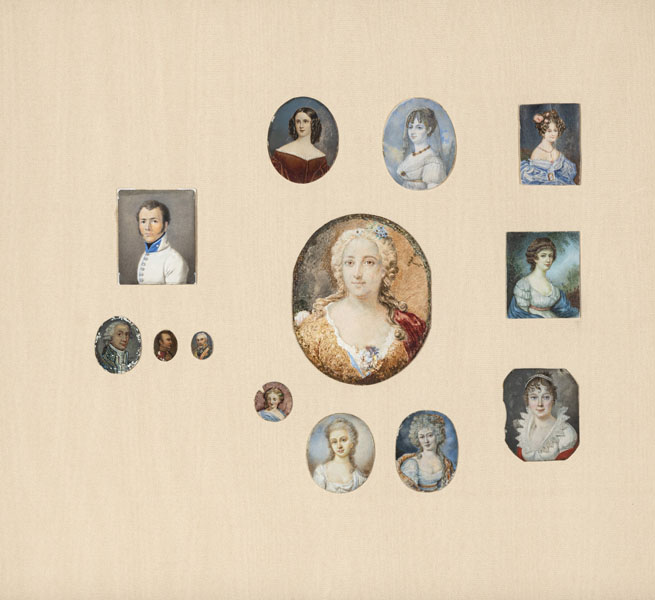 <b>A COLLECTION OF PORTRAIT MINIATURES ON IVORY</b>