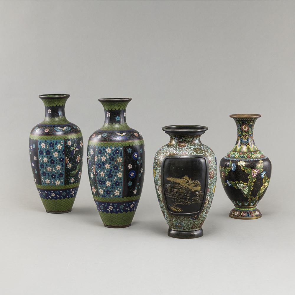 <b>FOUR LARGE CLOISONNÉ VASES WITH FLORAL DECORATION</b>