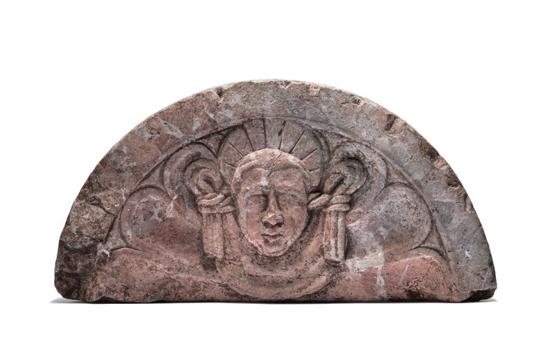 <b>A CARVED RED AND WHITE STONE ROUND ARCH WITH THE VOLTO SANTO</b>