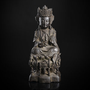 <b>A BRONZE FIGURE OF GUANYIN SEATED ON A THRONE</b>