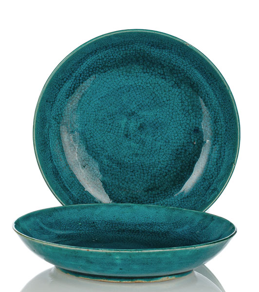 <b>A PAIR OF BLUE-GREEN CRACKLED GLAZED BISCUIT PORCELAIN DISHES</b>